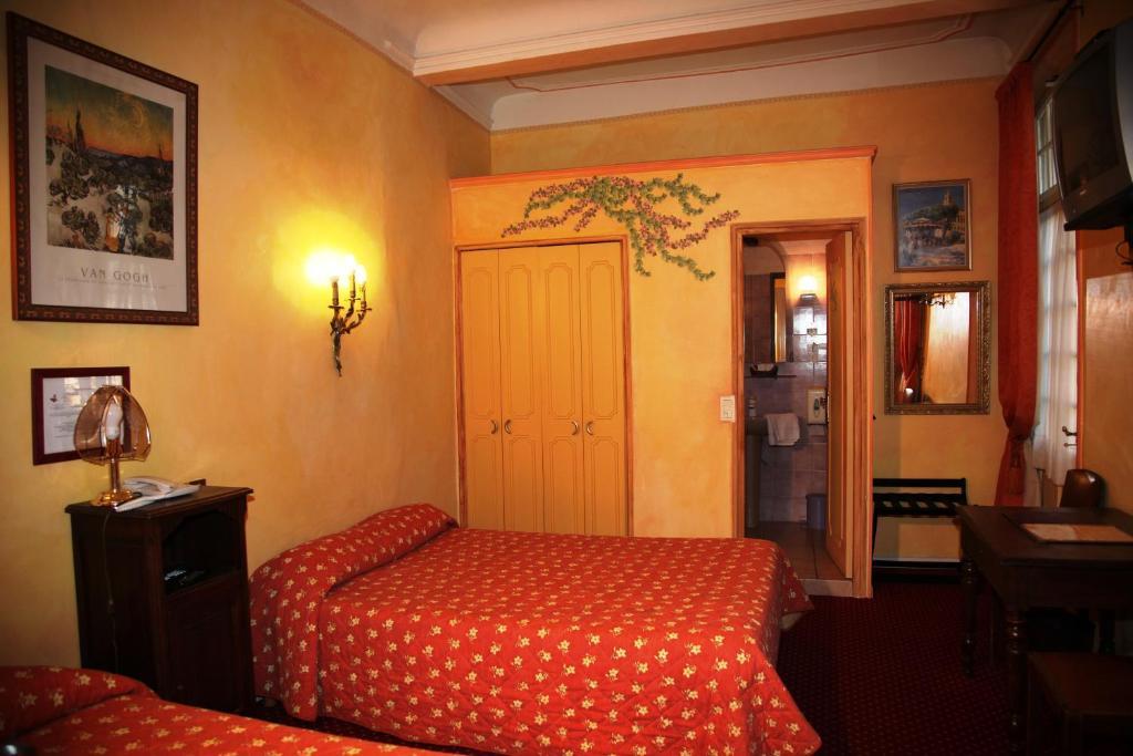 Hotel Du Fiacre Carpentras ห้อง รูปภาพ