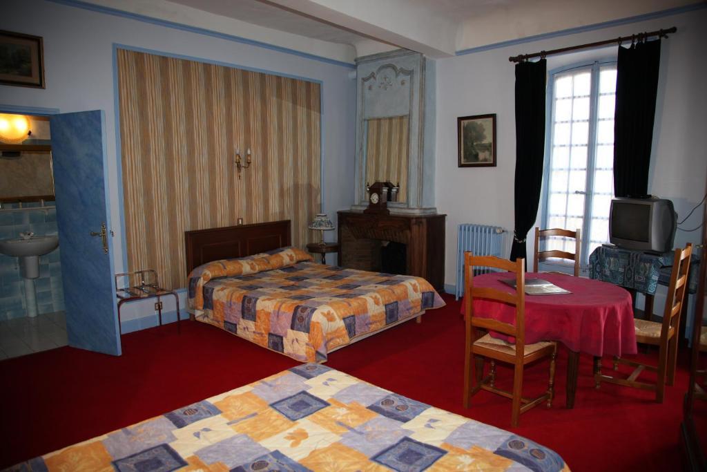 Hotel Du Fiacre Carpentras ห้อง รูปภาพ