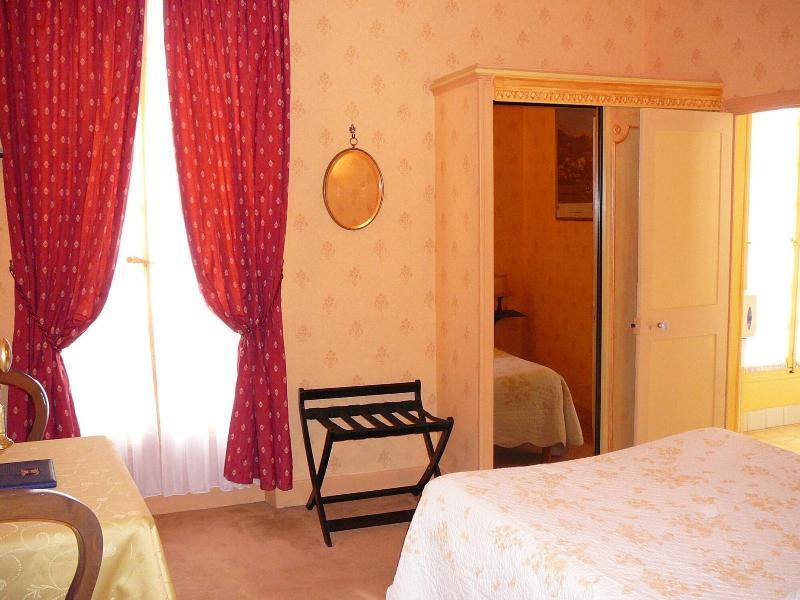Hotel Du Fiacre Carpentras ภายนอก รูปภาพ