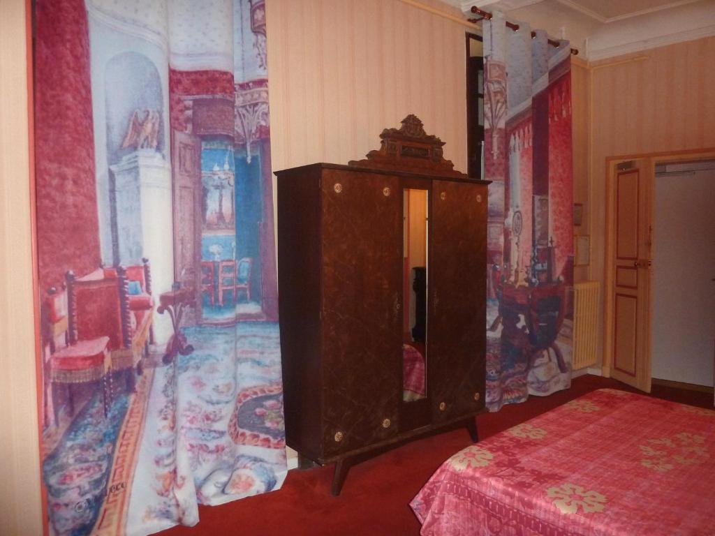 Hotel Du Fiacre Carpentras ภายนอก รูปภาพ
