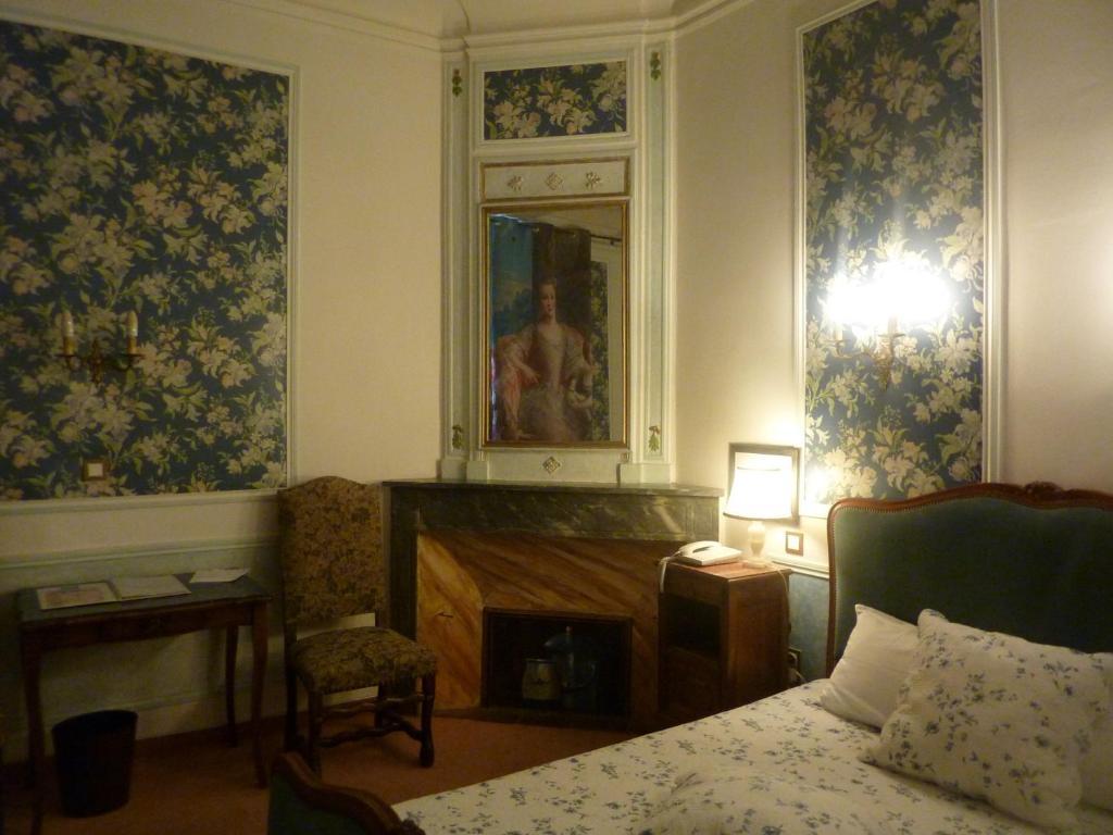 Hotel Du Fiacre Carpentras ห้อง รูปภาพ