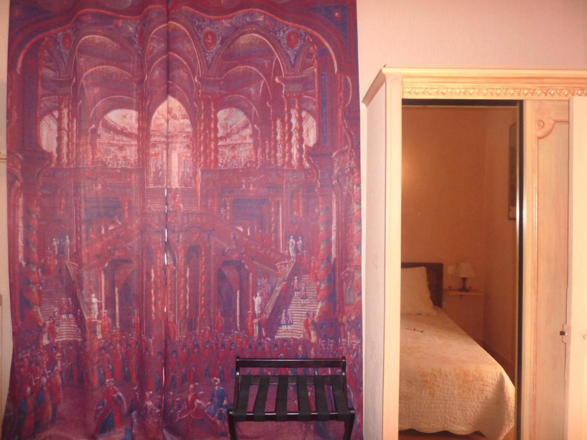 Hotel Du Fiacre Carpentras ห้อง รูปภาพ