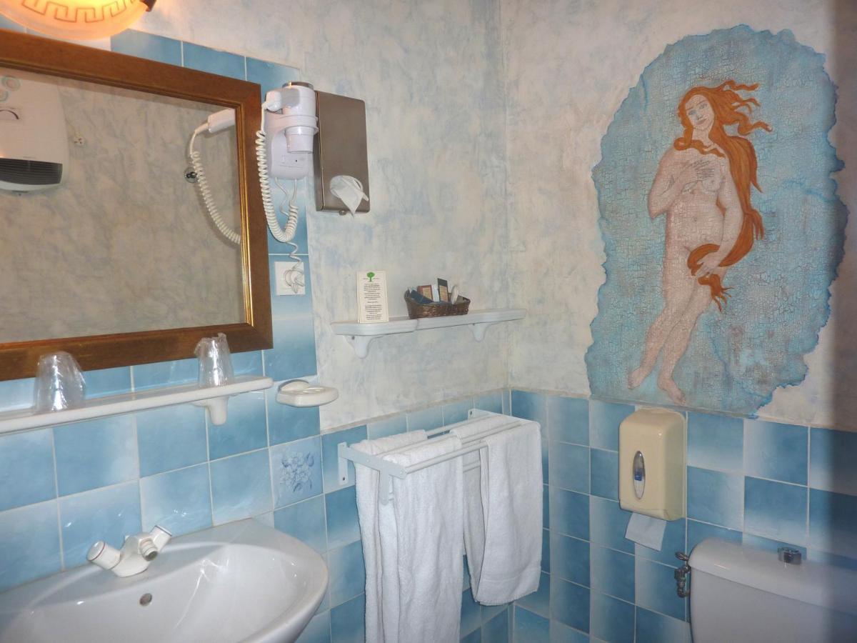 Hotel Du Fiacre Carpentras ห้อง รูปภาพ