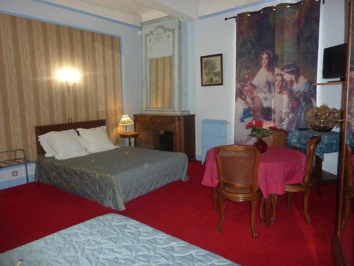 Hotel Du Fiacre Carpentras ภายนอก รูปภาพ